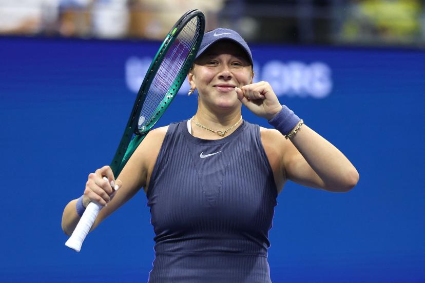 Anisimova beats Osaka