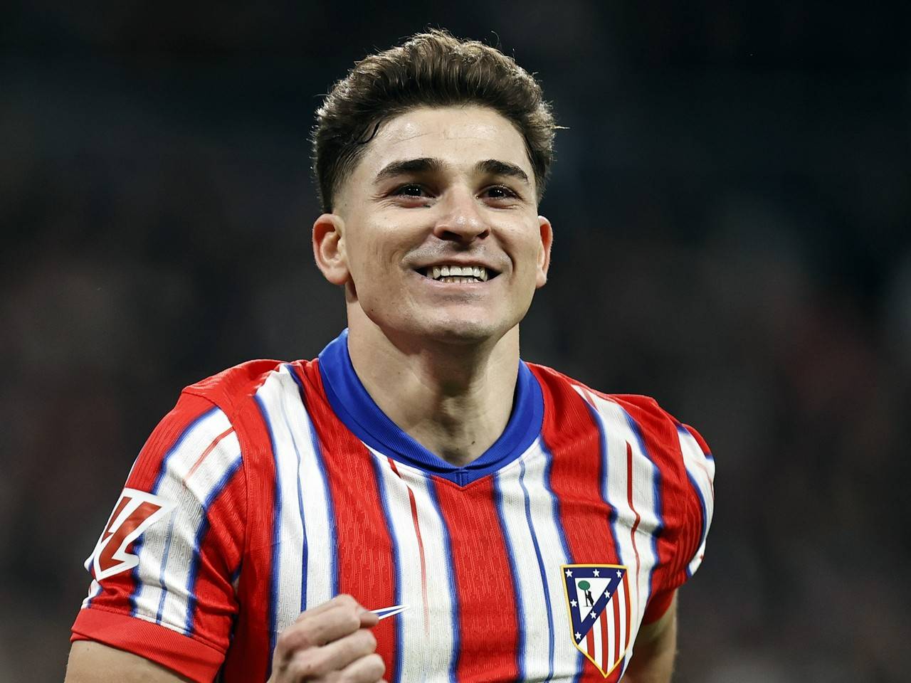 Alvarez scores as Atletico beat Barcelona