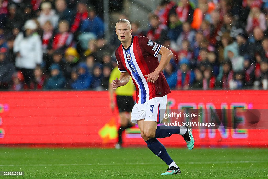Erling Haaland-Scores a double