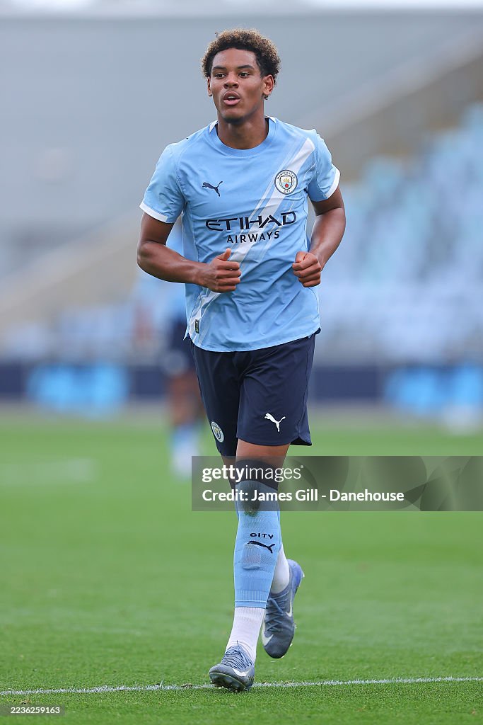 Floyd Samba Powers Manchester City to victory