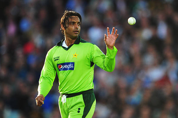 Shoaib Akhtar, one of the fastest bowlers, catches the ball during the third ODI between England and Pakistan in London on September 17, 2010. (Photo by Mike Hewitt/Getty Images)