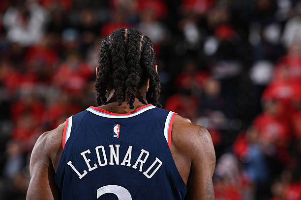 Kawhi Leonard #2 of the LA Clippers looks on during the game against the Golden State Warriors